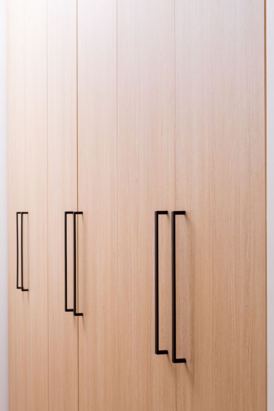 Armoire Painting detail